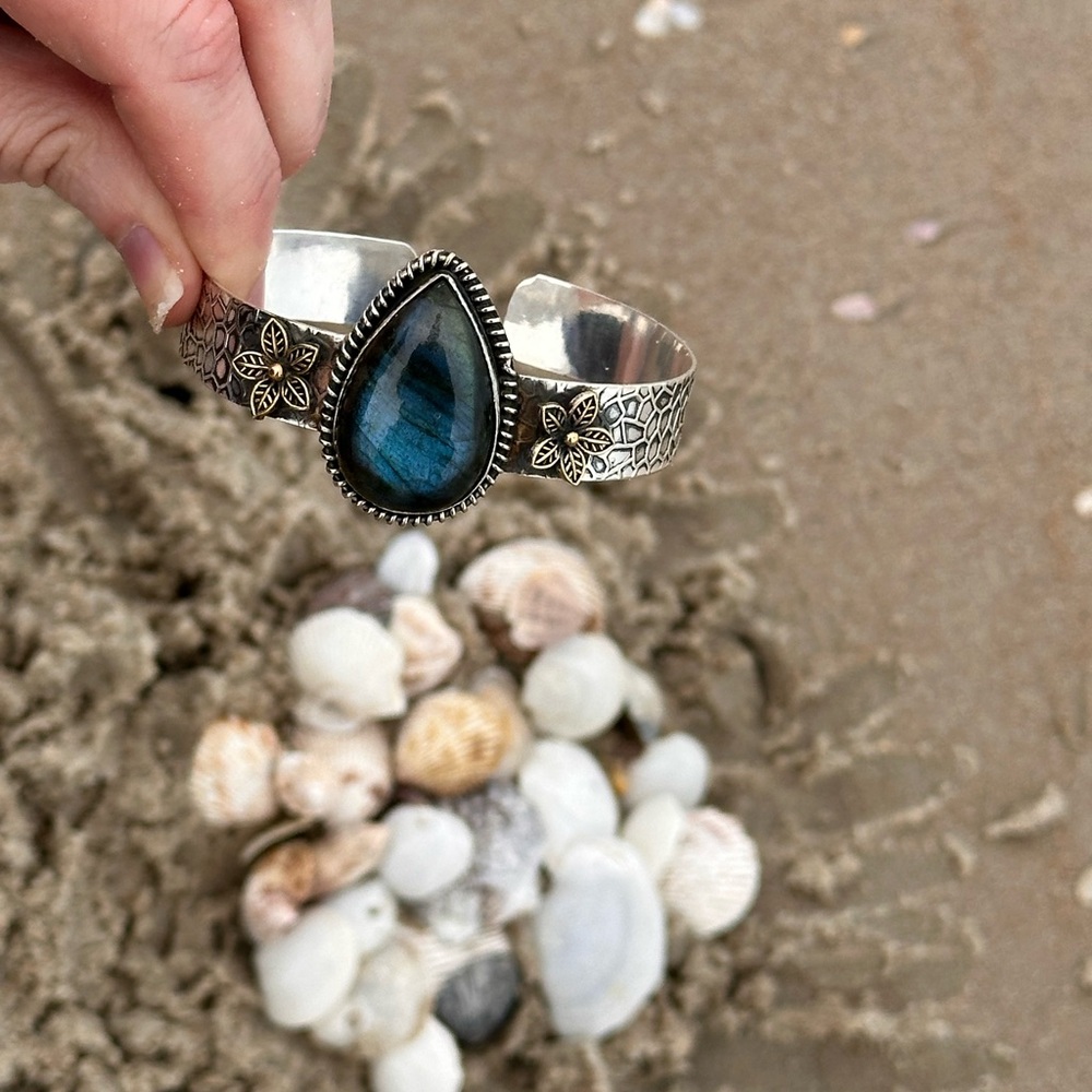 Beautiful Solid Sterling Silver Labradorite Cuff … - image 2